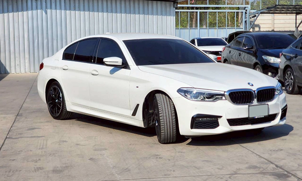 1 BMW 520d Msport