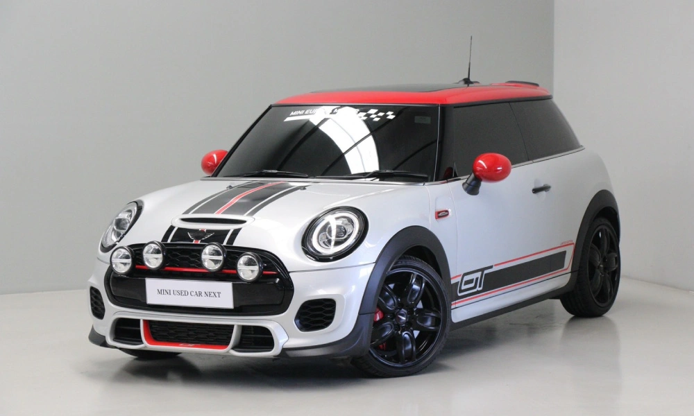 Mini Cooper JCW F56-01