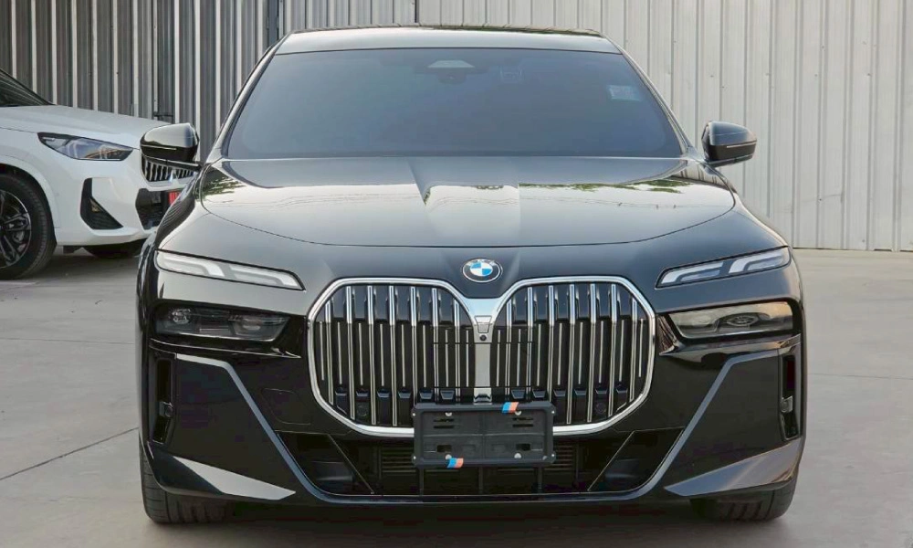 BMW 740d Msport-01