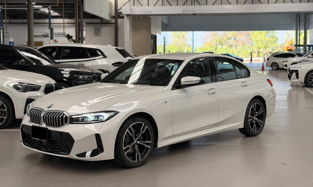 BMW 320d Msport LcI 2-01